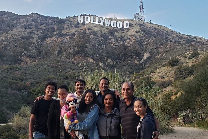 Private Hollywood Sign Adventure Hike: Closest View - Photo 1 of 14